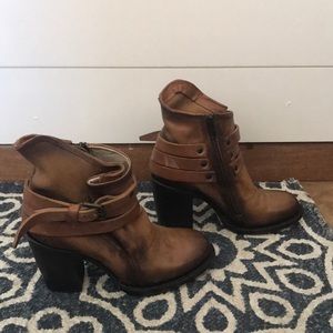 Free Bird Boots size 6